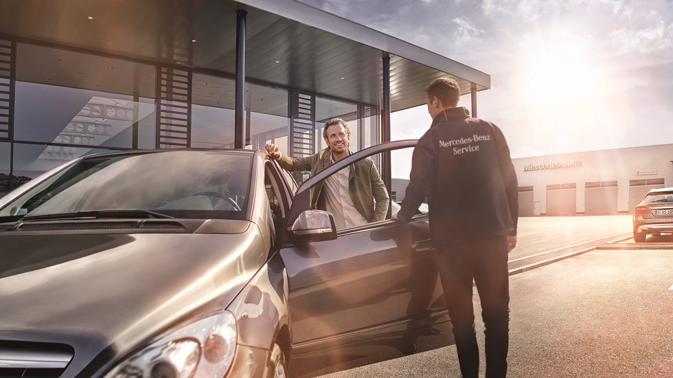 Mercedes-Benz PKW Wartung und Reparatur